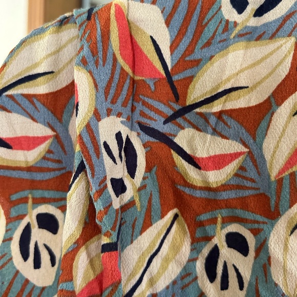 Orfeo Paris Rayon dress lightweight v-neck. Sz M - Picture 2 of 5